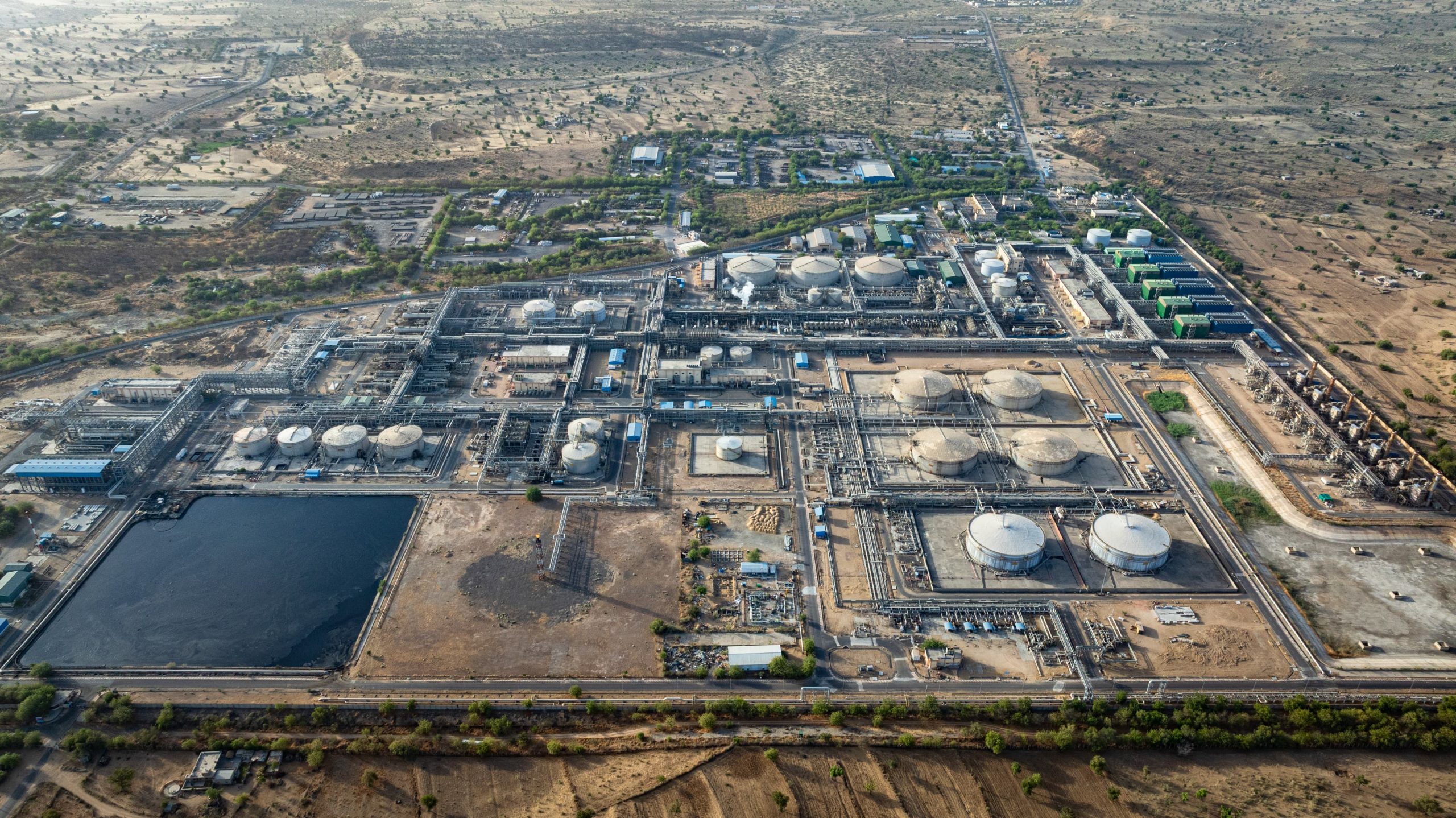 बाड़मेर ऑयल फील्ड में हरित ऊर्जा की एंट्री: 25MW प्रोजेक्ट से 20% बिजली अब रिन्यूएबल स्रोतों से